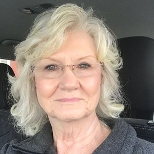 Meet your Posher, Linda